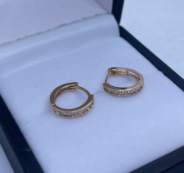 CANDONGAS HUGGIES CIRCONES ORO AMARILLO 18K