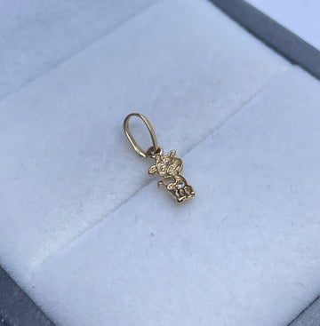 DIJE JIRAFA ORO AMARILLO 18K