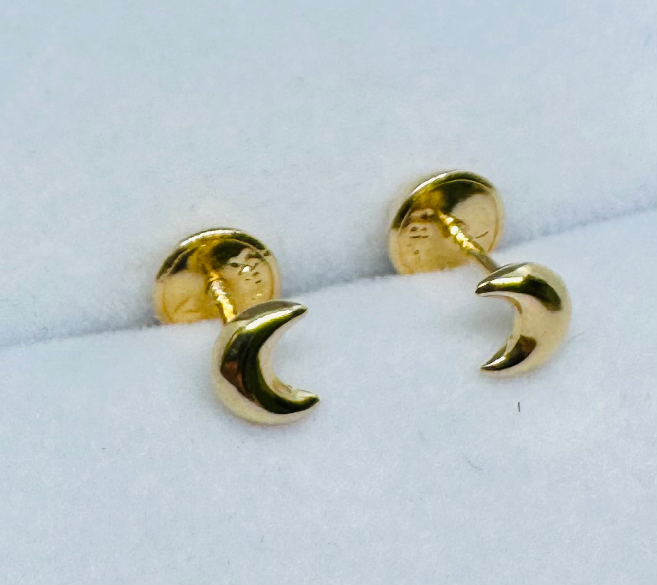 TOPOS LUNA MED ORO AMARILLO 18K