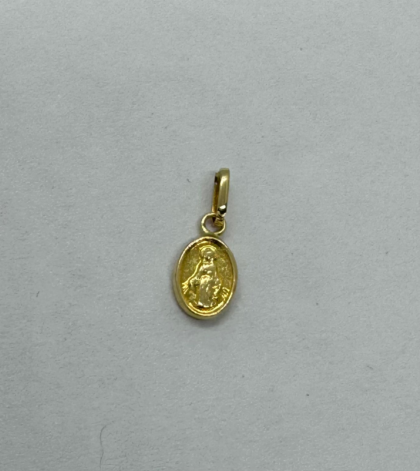 DIJE VIRGEN MILAGROSA PEQUEÑO 18K